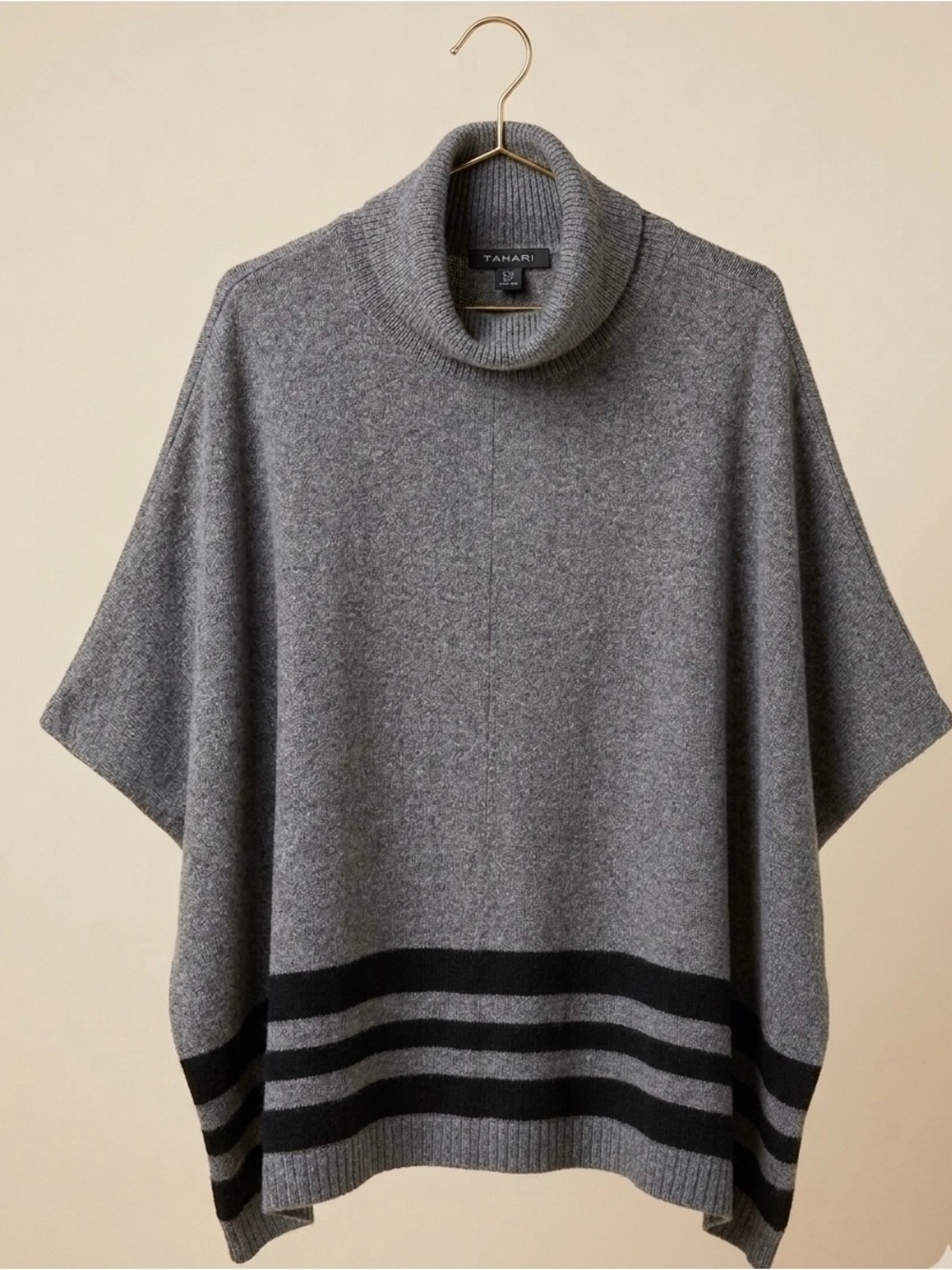 Tahari Luxury Wool Yak Blend Cowl-neck Poncho Gray Stripe Sweater Size Medium